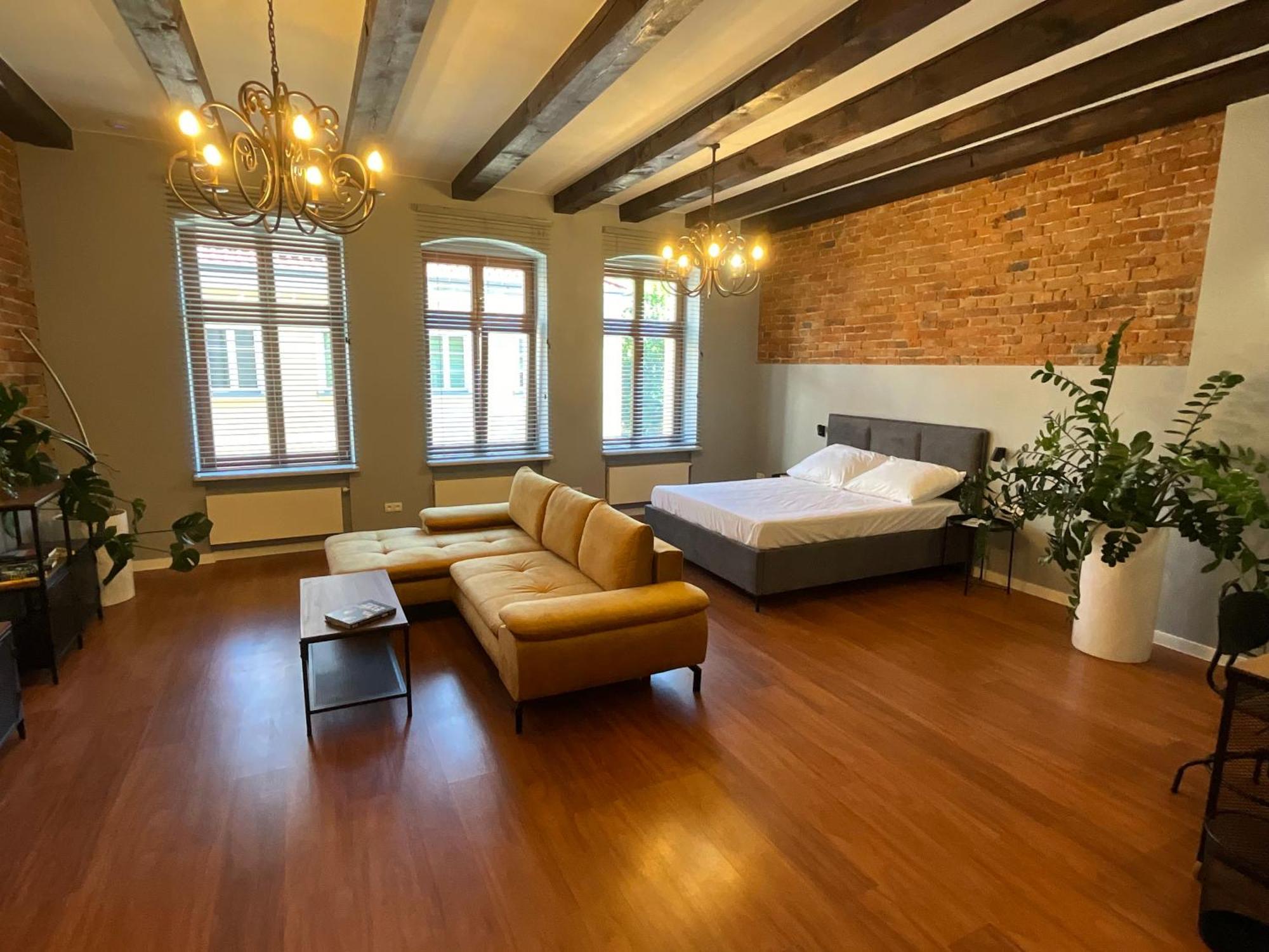 Apartamenty Zlota Nic ออปอเล ภายนอก รูปภาพ